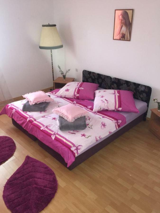 Apartman Luis Silence Sestanovac ภายนอก รูปภาพ